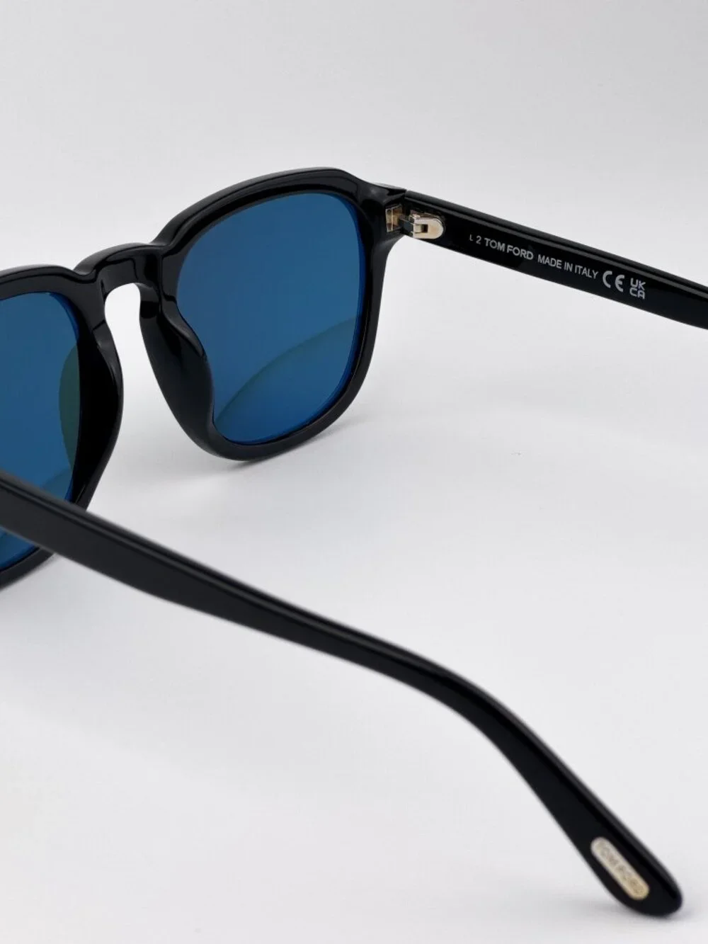 Tom Ford AVERY FT0931 01V Sunglasses – Shiny Black Rounded Square Frame Blue